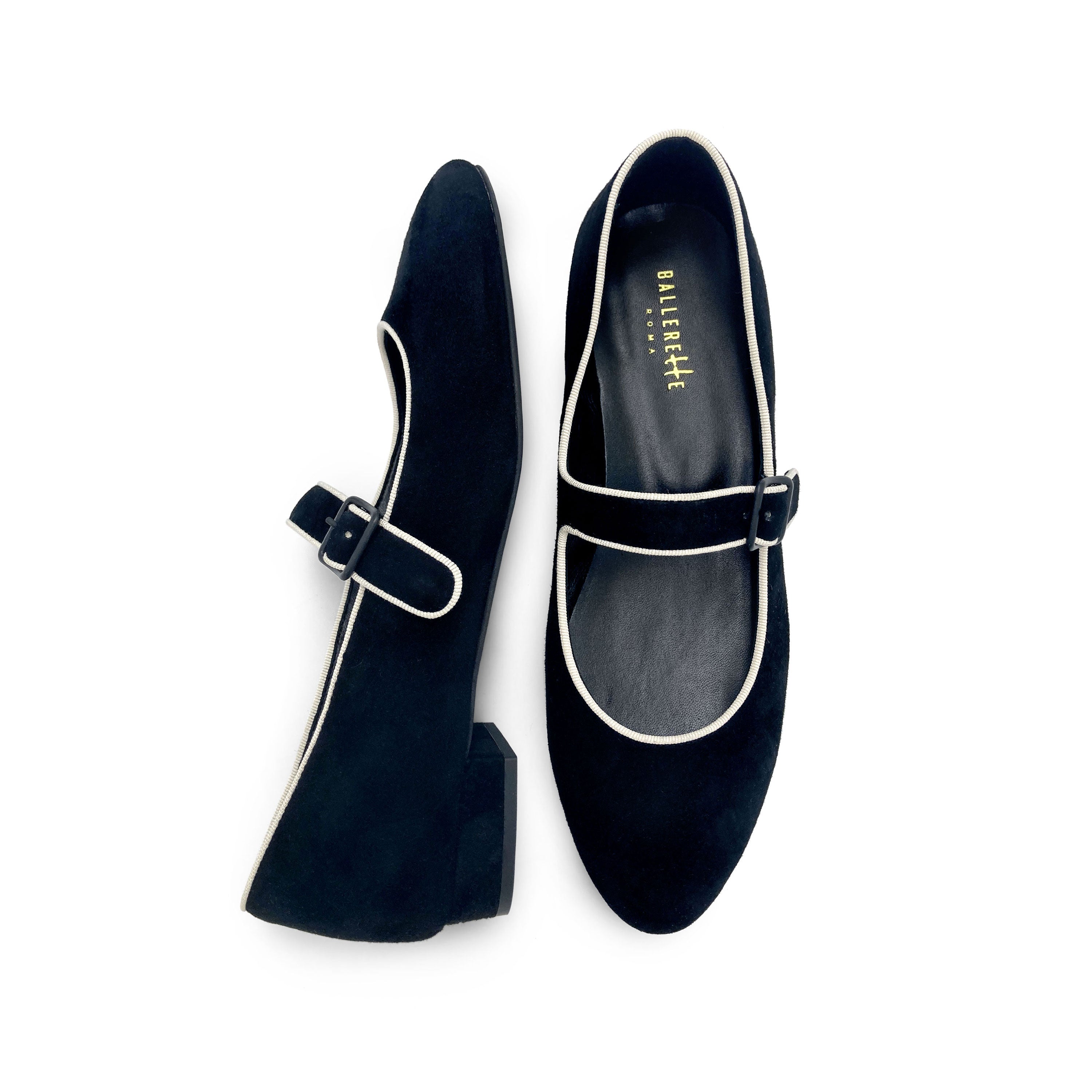 Ballerines Mary Jane en daim noir et détails crème avec bride