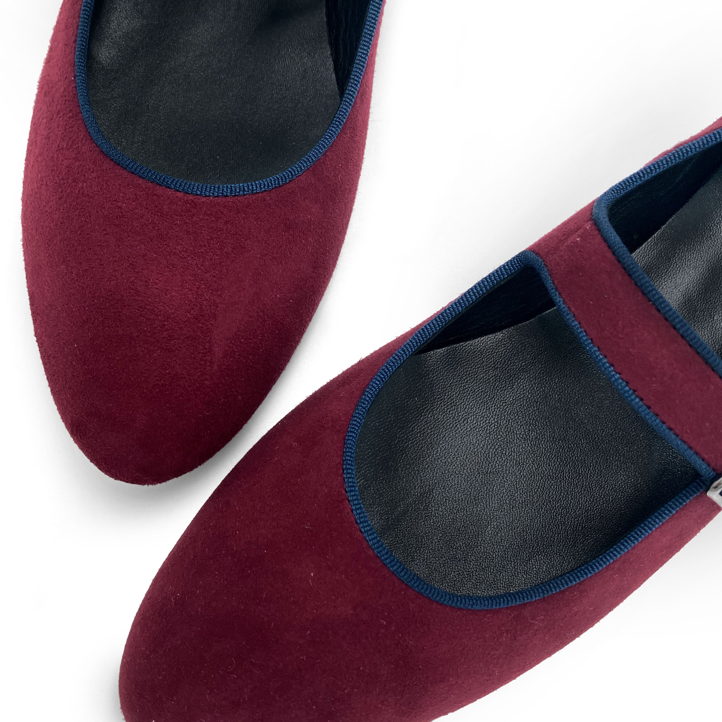 Ballerine Mary Jane bordeaux e blu in camoscio con cinturino