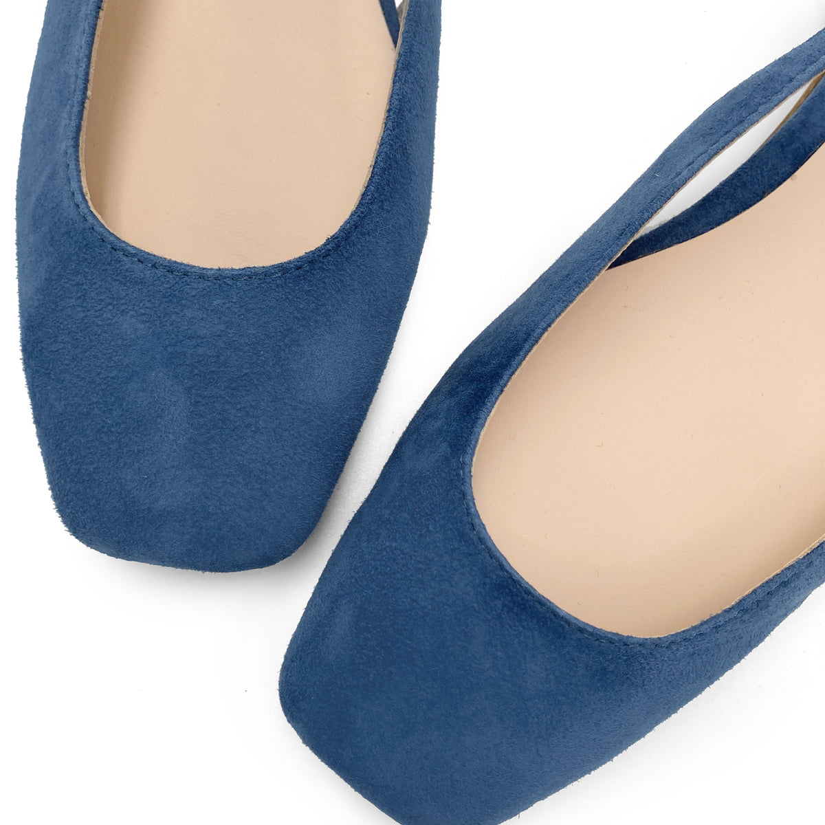 Ballerines slingback en daim bleu ceruleen à bout carré